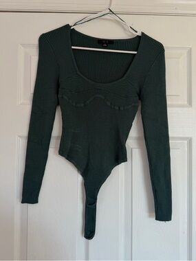 iris Ribbed Long-Sleeve Scoop Neck Bodysuit in Forest Green